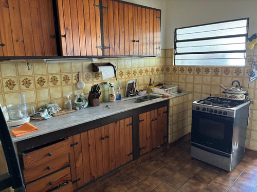 Chalet En Excelente Zona Apto Uso Comercial.