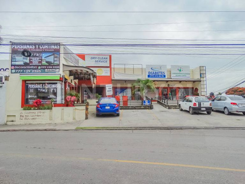 Comercial Plaza Romanza En Chapultepec, Cuernavaca, Morelos $9,900,000.00 Mxn