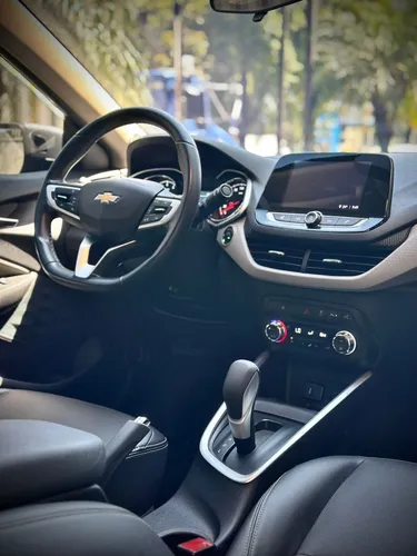 Chevrolet Onix 1.0T Premier Hatch At