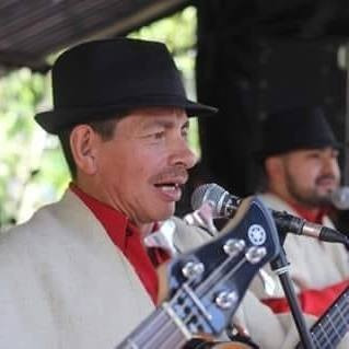 Imagen 3 de 6 de Serenata Carranguera Y Parrandera