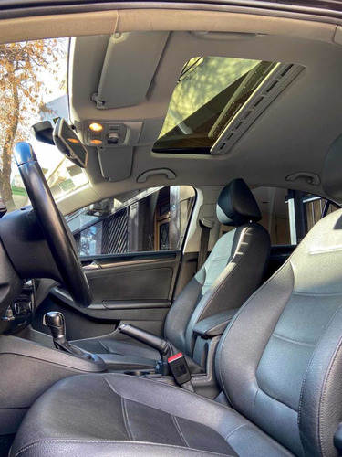 Imagen 3 de 9 de Volkswagen Vento 2.5 Luxury Tiptronic 170cv 2011