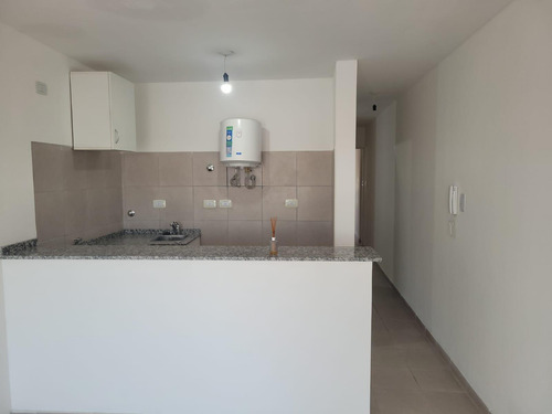Vendo Depto. A Estrenar !! 1 Dorm. Edificio C/terraza Y Asador. B° Alto Alberdi