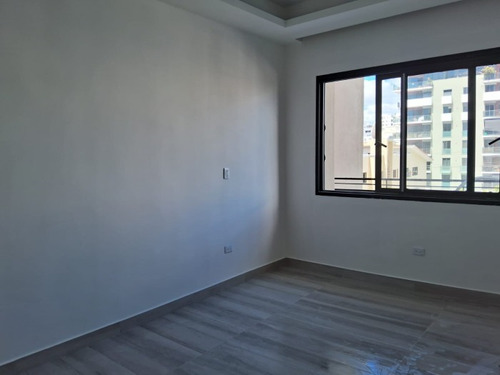 En Alquiler Apartamento Moderno En Evaristo Morales