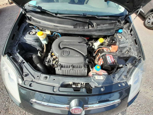 Imagen 13 de 13 de Fiat Palio 1.4 5 P Attract 2014