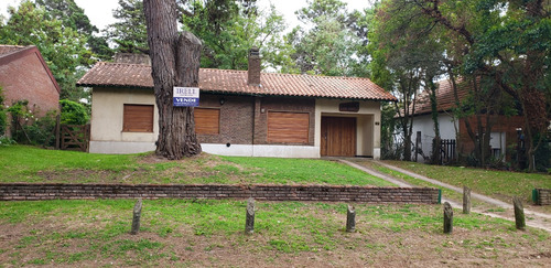 Excelente Chalet En Barrio Norte 3 Ambientes Gas Natural Muy Luminoso