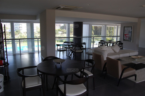 Imagen 5 de 27 de One Apartamento 2 Dormitorios Piscina Departamento En Venta Ubicado En Playa Brava, Punta Del Este, Punta Del Este / Maldonado