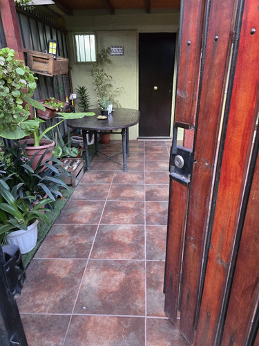 Venta Directa De Sus Dueños. Casa Excelente Ubicación.