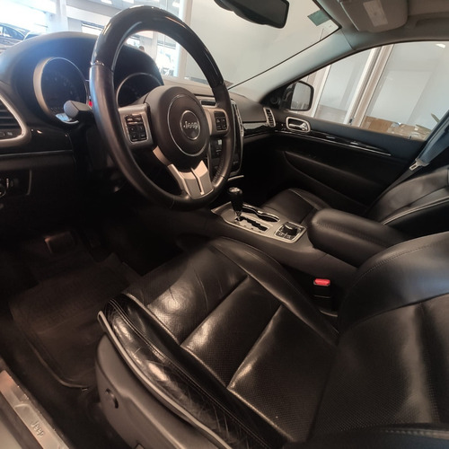 Imagen 9 de 14 de Jeep Grand Cherokee Overland