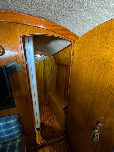 Velero Del Plata 31 -unico Dueño (motor Nuevo)