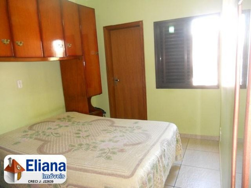 Apto 2 Dorm Na Santa Maria - Ga7420