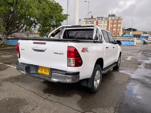 Toyota Hilux 2.4 4x4 Turbo