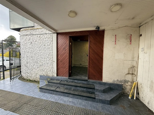 Local Comercial En Arriendo Con 15 Oficinas En Puerto Montt