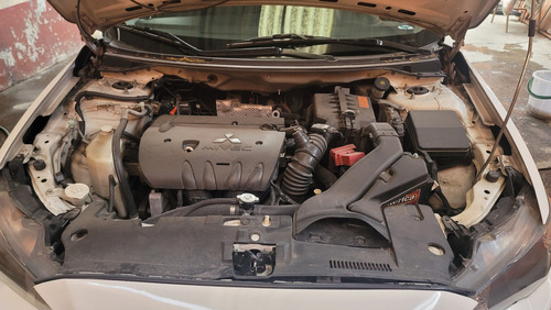 Mitsubishi Lancer 2.0 Es M At