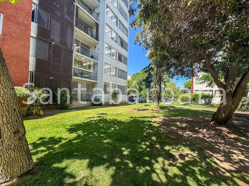3 Dormitorios-metro Los Dominicos-las Condes-primer Piso