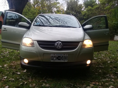 Volkswagen Suran 2008