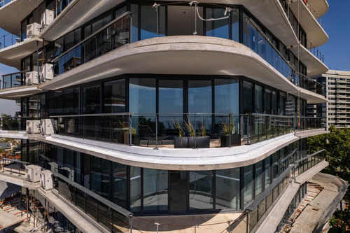 Venta Departamento 4 Ambientes En La Lucila Sobre Avenida Libertador