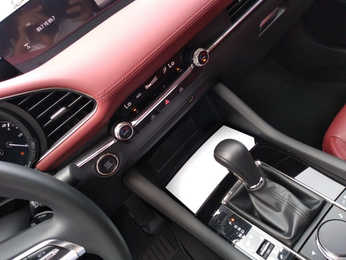 Imagen 12 de 13 de Mazda 3 2.5 Signature At