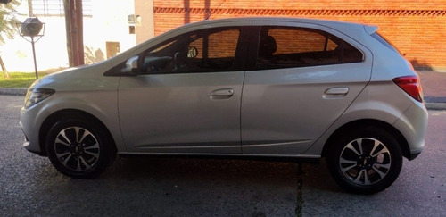 Imagen 15 de 18 de Chevrolet Onix 1.4 Ltz At 98cv 2016