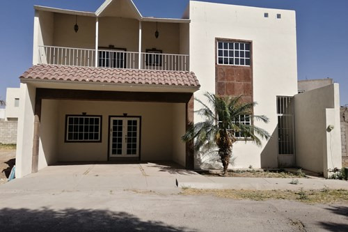 Casa En Venta En Zona Residencial De Gómez Palacio, Durango