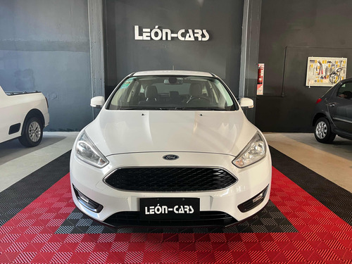 Ford Focus III 1.6 S