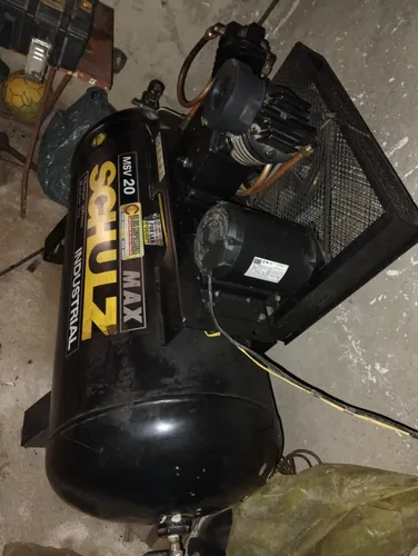 Vender-se Compressor Industrial, Com 8 Meses De Uso
