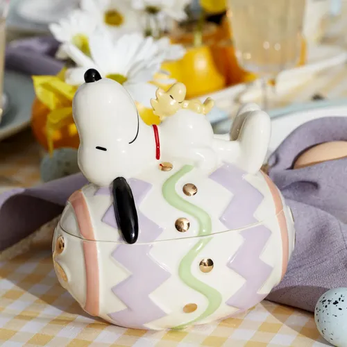 レノックス　スヌーピーイースターエッグ Prato De Doces Lenox Peanuts Easter Snoopy Porcelain 530ml