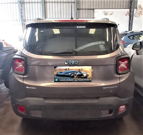 Imagen 5 de 11 de Jeep Renegade 1.8 L Sport 5p 2018