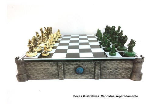Imagem 4 de 5 de Tabuleiro Com Estojo De Xadrez Grande Castelo