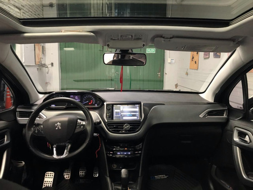 Peugeot 208 Feline 1.6