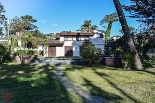 Casa En Punta Del Este , Playa Mansa - Ref: 13494