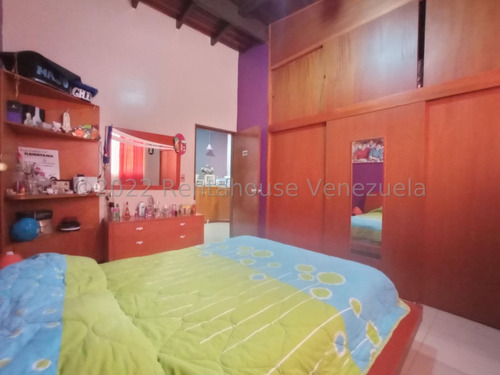 Imagen 13 de 17 de Vendo Casa En El Orticeño En Palo Negro Cod 23-14003