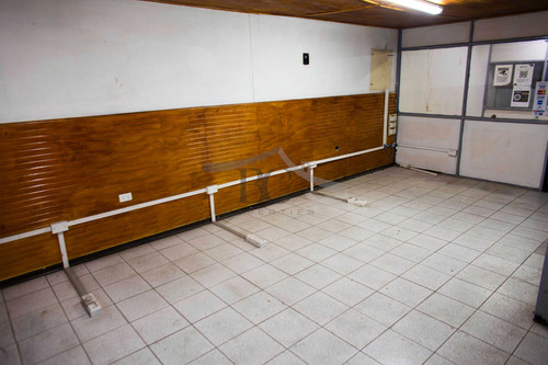 Se Arrienda Galpón De 326 M². (109591)