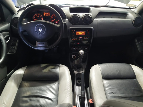 Imagen 6 de 15 de Renault Duster 2.0 Privilege 4x4