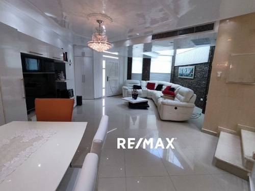 Imagen 7 de 18 de Re/max 2mil Vende Townhouse En Conj. Resd. Majestic Village