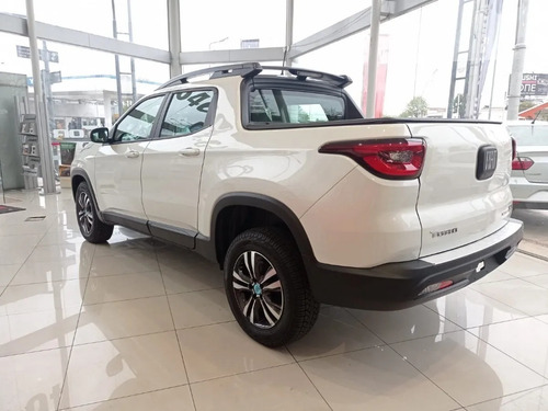 Imagen 6 de 15 de Fiat Toro Freedom 4x4 At9 Diesel R