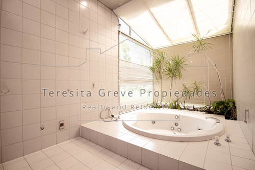 Espectacular Casa Emplazada En Parque De 7.250 M2 San Damian