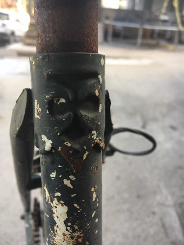 Imagen 1 de 7 de Bicicleta Antigua De Dama Para Restaurar . Está Funcionando