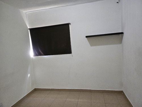 Casa Ubicada, Remodelada, De Un Solo Nivel , De Una Recamara, Baño, 47 M2 C, En La Unidad Habitacional Santa Fe , Imss