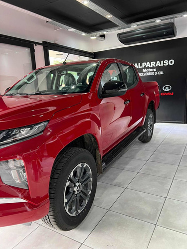 Imagen 16 de 25 de Mitsubishi L200 2023 2.4 Di-d High Power 181cv Cuero