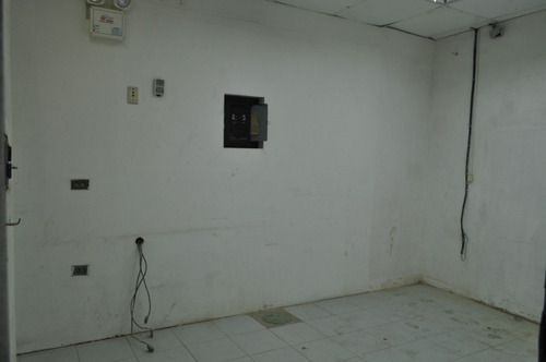 Imagen 2 de 8 de Local En Venta, Cc Las Virtudes, Planta Baja. (87.76 M2)