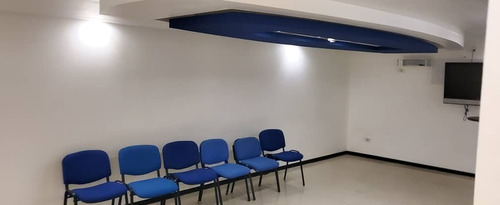 Imagen 4 de 14 de #1524 Galpon 2500m2 La Trinidad.