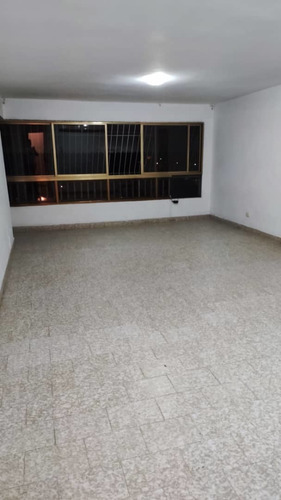 Imagen 10 de 11 de Se Alquila Apartamento Resd. Caracas Av Jose Tadeo Al01-1581ze-mfar