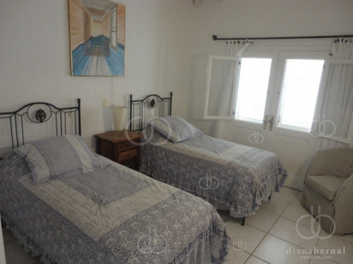Imagen 22 de 30 de Punta Del Este, Rincon Del Indio, Brava, 3 Dormitorios Y Piscina.