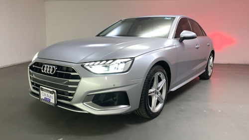 Audi A4 2.0 Select At