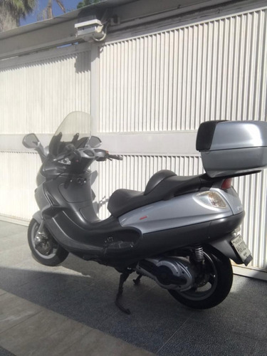 Imagen 3 de 7 de Piaggio Evolution