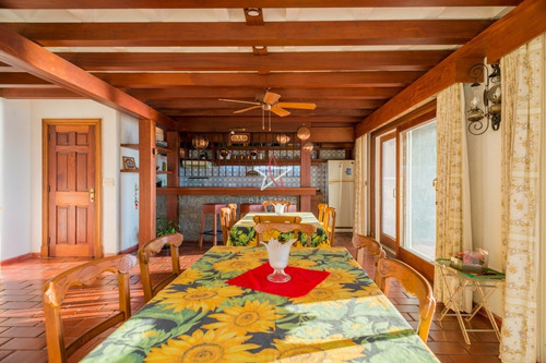 Casa, 5 Dormitorios, Punta Ballena, Venta Y Alquiler- Ref: 382