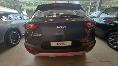 Kia Stonic Desire Hibrida Mt 1.0 Turbo Mod 2026