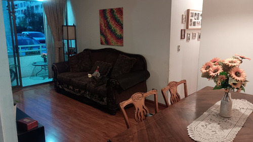 Departamento 2d+2b+estacionamiento. Mall Plaza Oeste