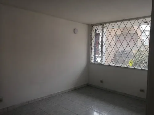 Apartaestudio En Arriendo Las Aguas 172-1628