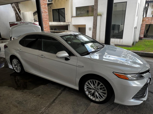 Toyota Camry 2.5 Xle Navegación At